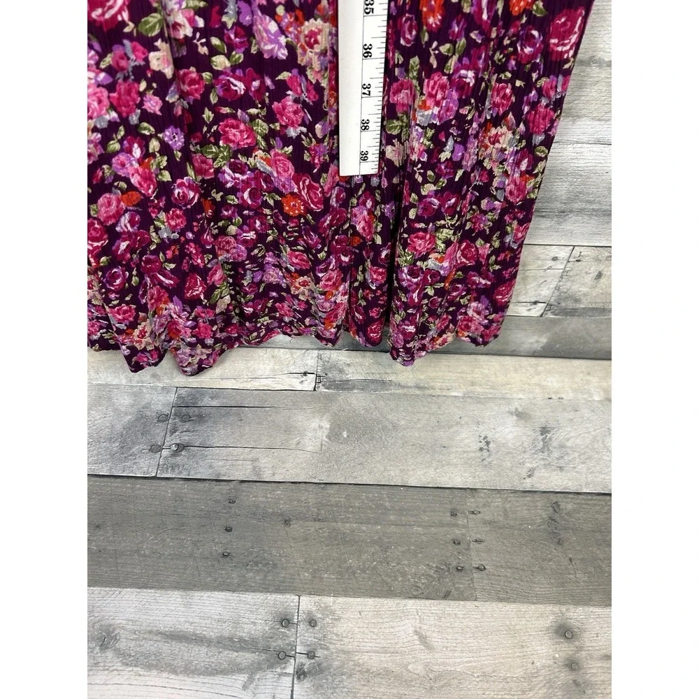Salon Studio Women's Medium VTG Floral Short Sleeve Dress